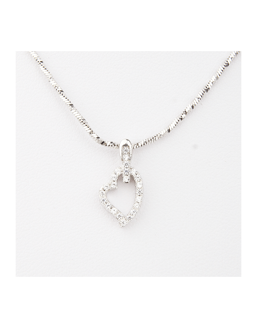 Tiny Minimalist Heart Pendant Necklace