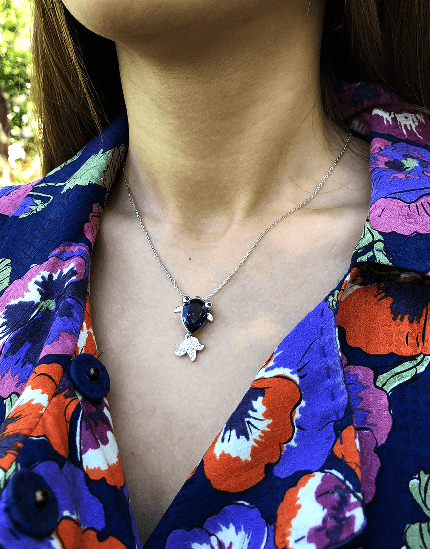 Oflara Seablue Gold Fish Pendant Crystal Necklace (Real Look 2)